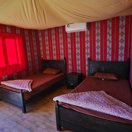 Hôtel Oryx Camp à Wadi Rum Extérieur photo