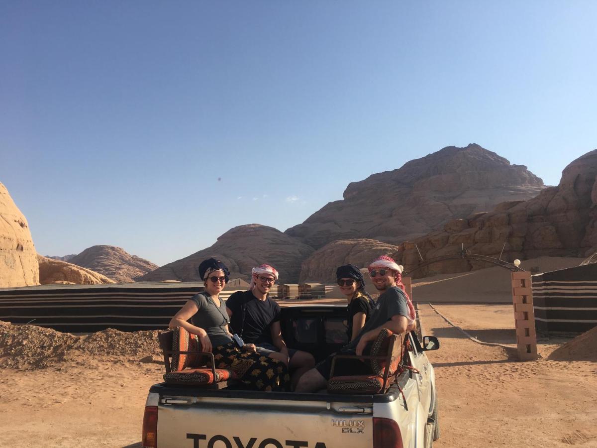 Hôtel Oryx Camp à Wadi Rum Extérieur photo